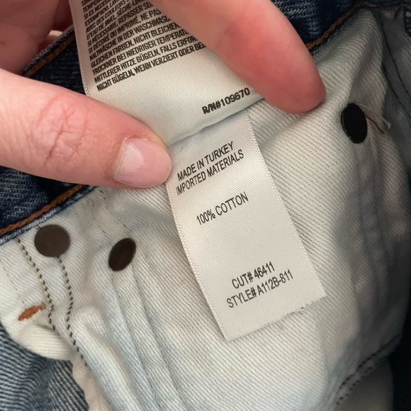 Agolde Dee Shorts - Picture 5 of 5